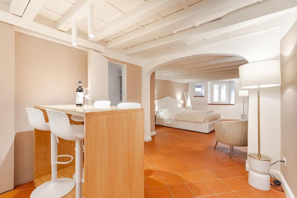 Amazing Apartment In Piazza Santa Croce Firenze Exterior photo