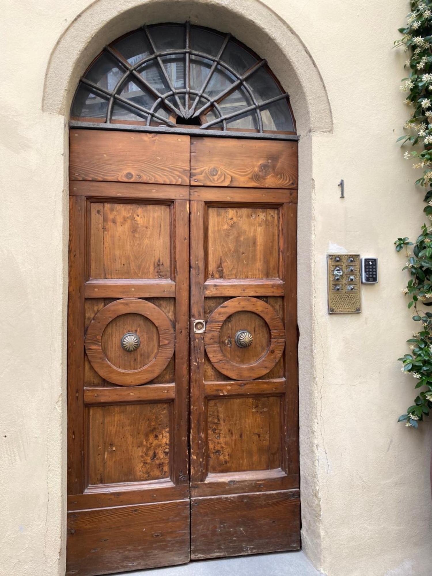 Amazing Apartment In Piazza Santa Croce Firenze Exterior photo